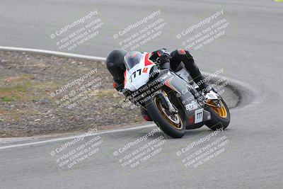 media/Mar-05-2023-TrackXperience (Sun) [[a95d40e56a]]/Group 3/session 2 turn 4/